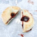 Bagel with jelly